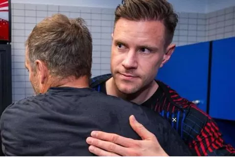   غيابه عن التدريبات يثير الشائعات.. جالطة سراي يراقب تير شتيجن